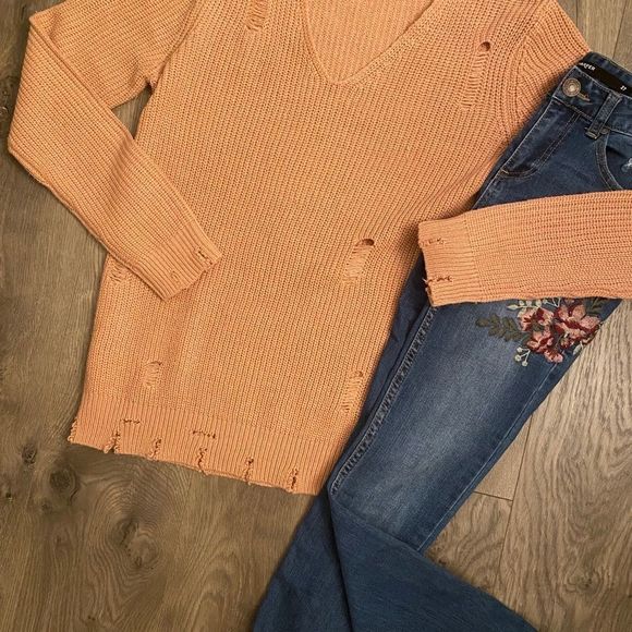 Distressed V Neck Sweater - Picture 8 of 12